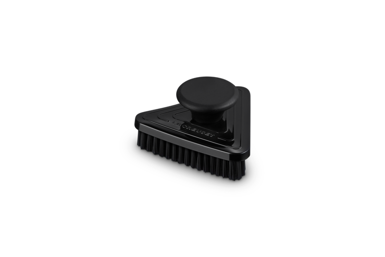 Brosse triangulaire pour poêle à griller