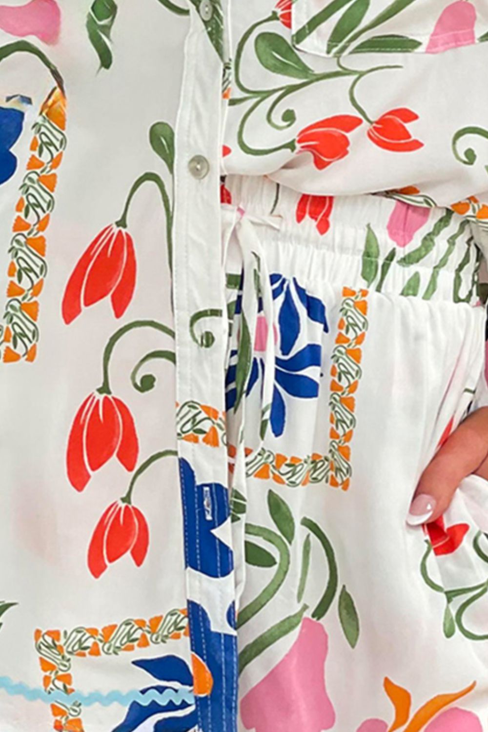 Ensemble haut imprimé à manches courtes et short