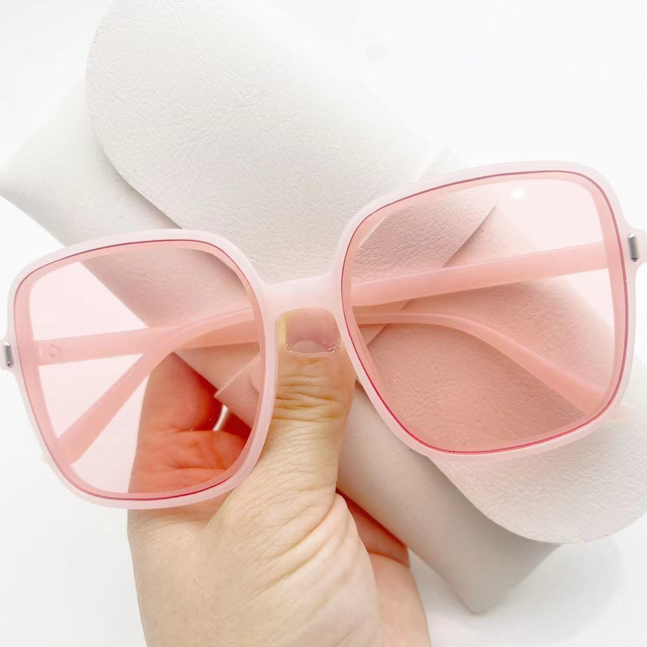 'Mia' Oversized Gradient Luxury Sunglasses🔥Buy 1 Get 5 Free🔥