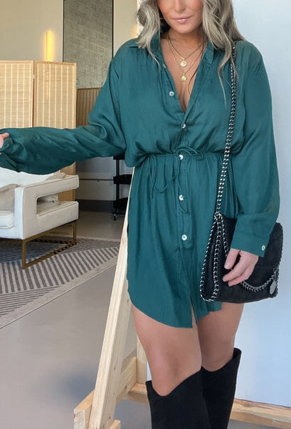 Ensemble robe-combinaison de nuit en satin neuf